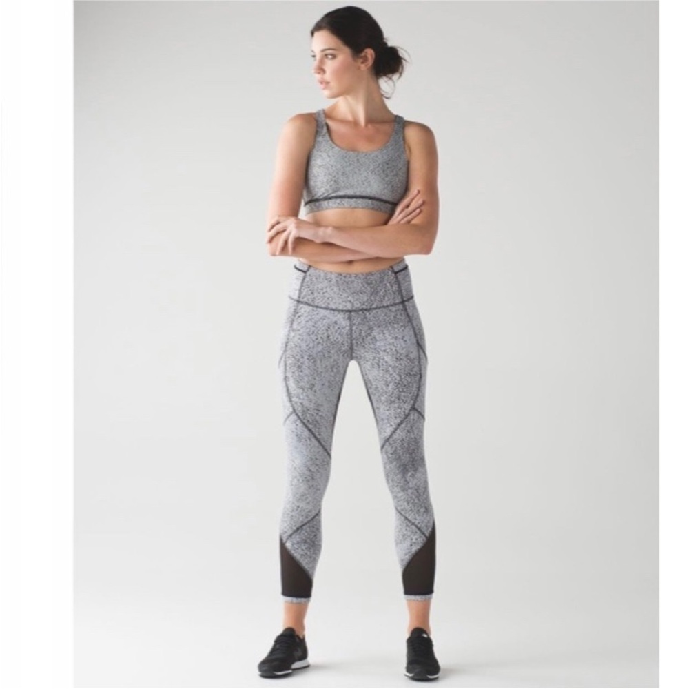Lululemon Athletica Outrun Tight Power Luxtreme Spray Jacquard White Black Black